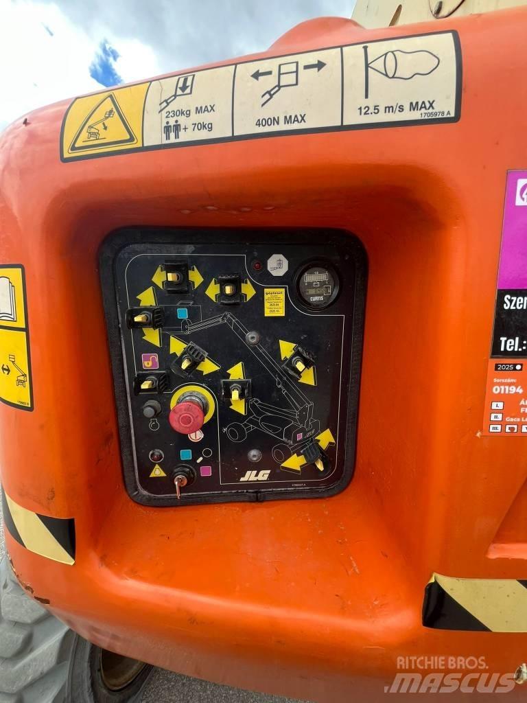 JLG M 600 JP Колінчаті підйомники