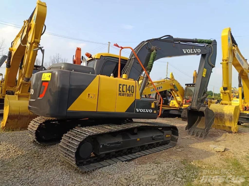 Volvo EC 140 Гусеничні екскаватори
