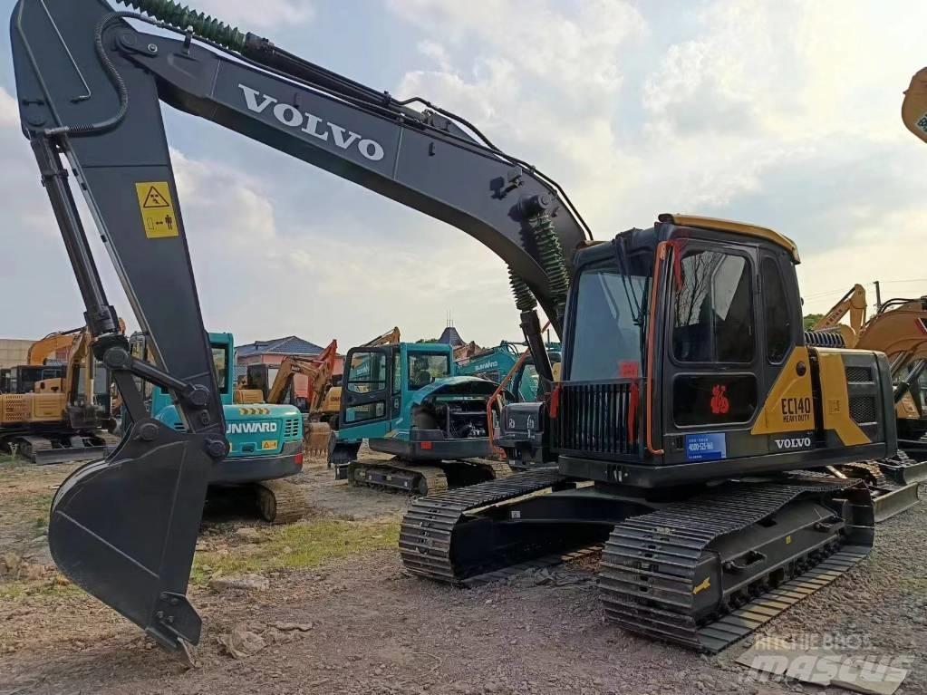 Volvo EC 140 Гусеничні екскаватори