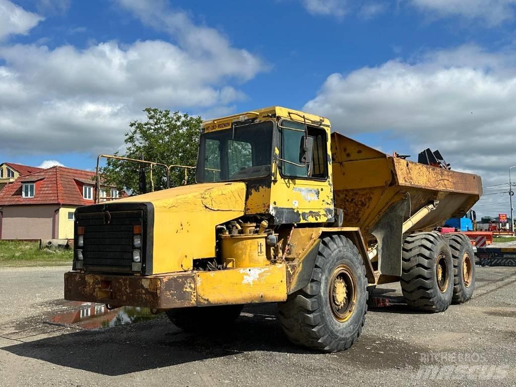 CAT D 300 E Зчленовані самоскиди