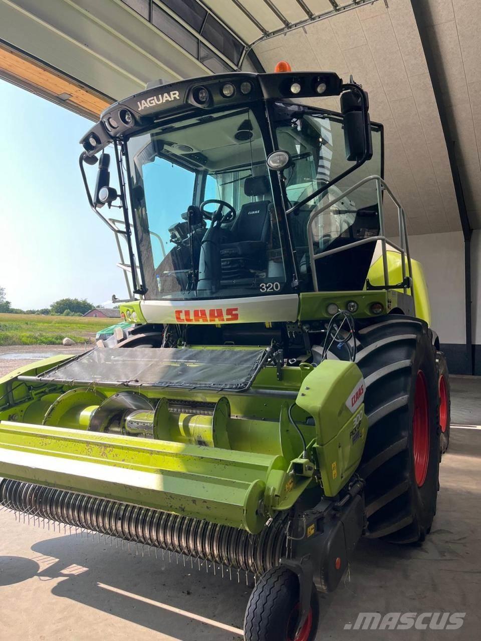 CLAAS Jaguar 950 Кормозбиральні комбайни