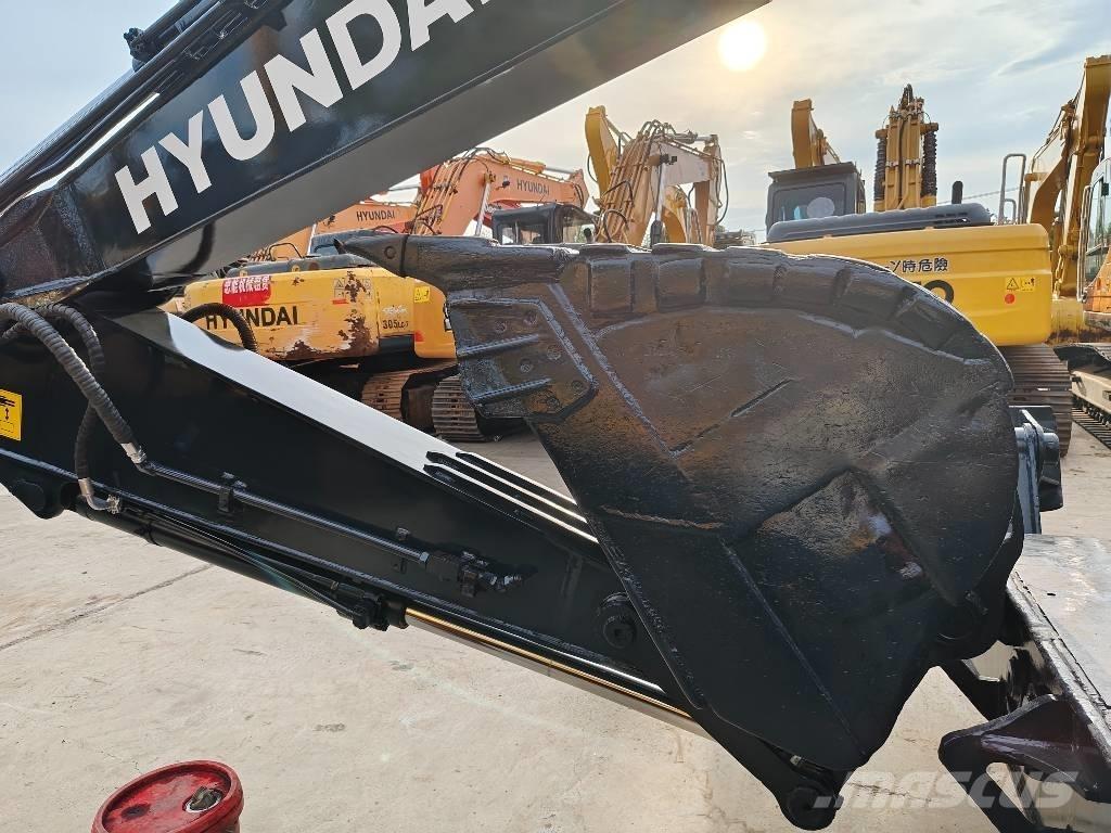 Hyundai R210W-9 Колісні екскаватори