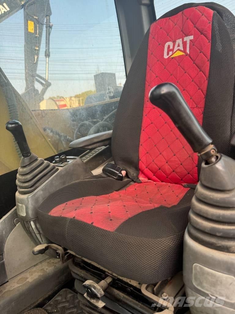 CAT 313 D Гусеничні екскаватори
