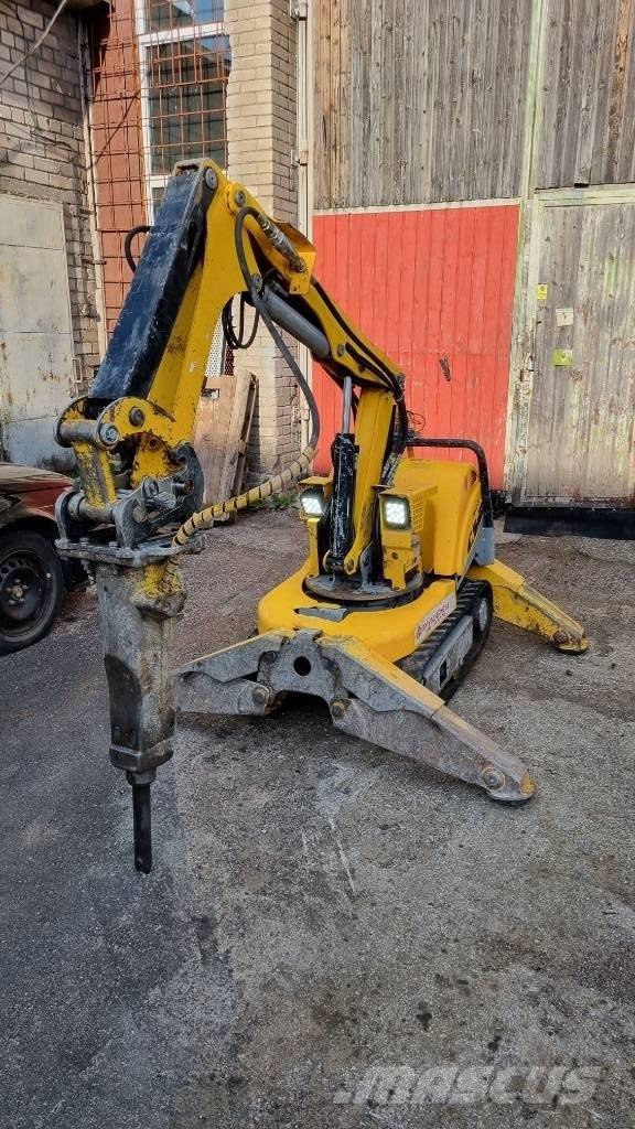 Brokk 90 Екскаватори для знесення споруд