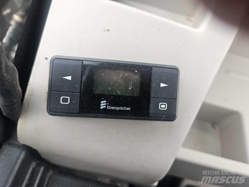 Kobelco SK180LC-10 Гусеничні екскаватори