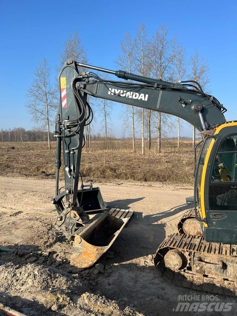 Hyundai HX130ALCR Гусеничні екскаватори