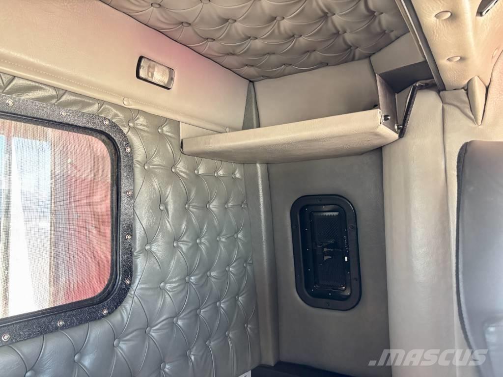 Western Star 4900 Тягачі