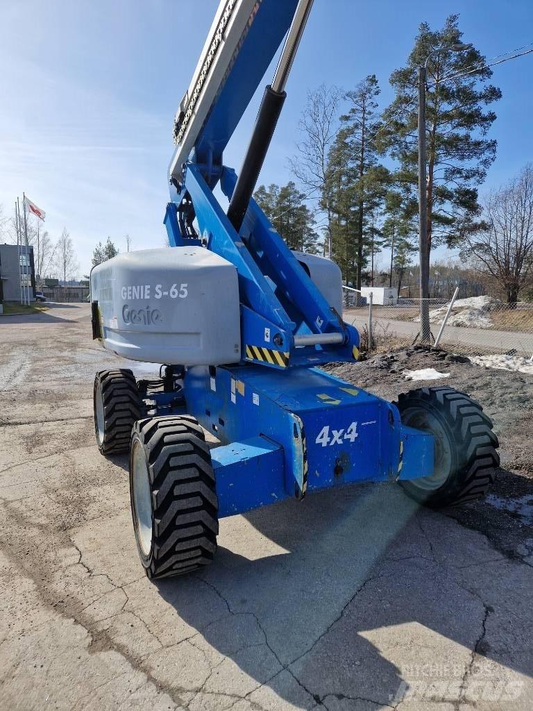 Genie S 65 Телескопічні підйомники