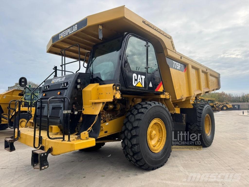 CAT 775 F Кар`єрні самоскиди