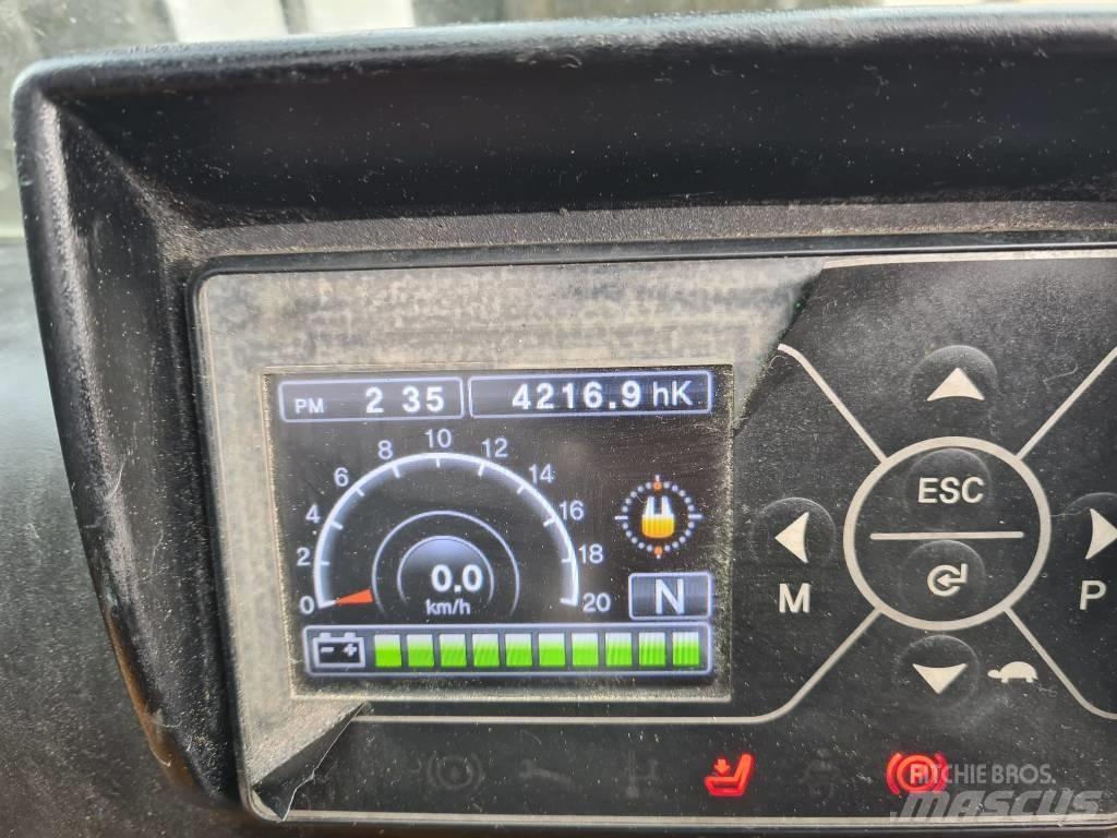 Hyundai 16 B-9 Електронавантажувачі