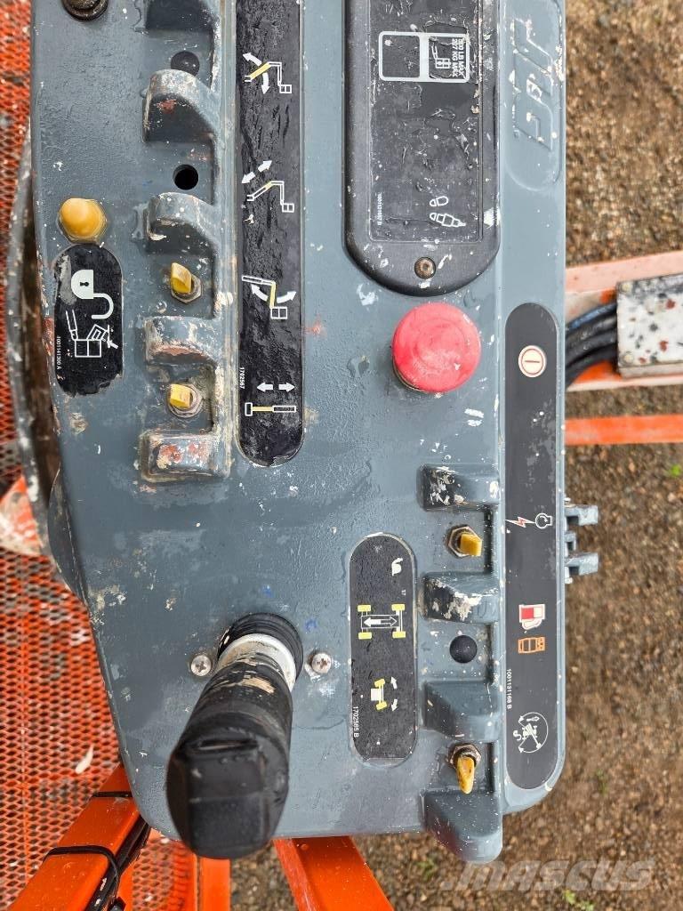 JLG 660SJ Телескопічні підйомники