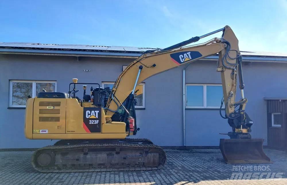 CAT 323 F L Гусеничні екскаватори