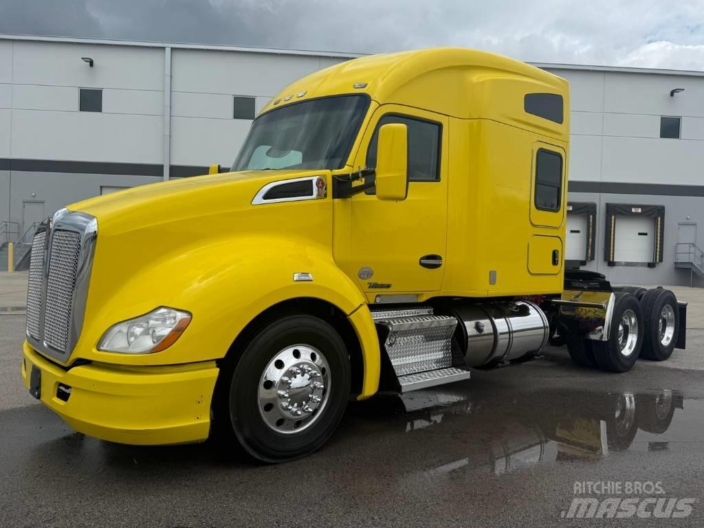 Kenworth T 680 Тягачі