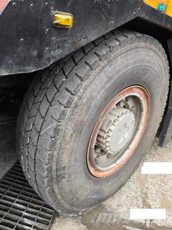 Kato KR 25 H V-3 автокрани всюдиходи