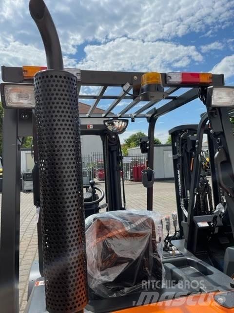 Doosan D30NXP Дизельні навантажувачі