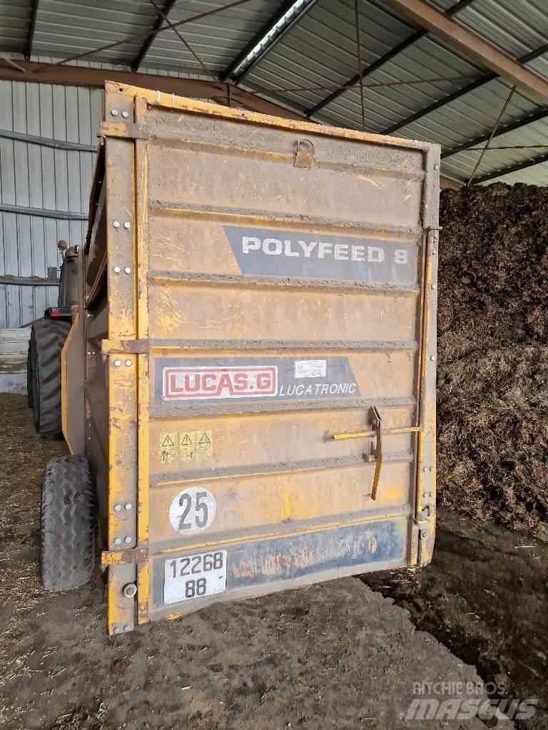 Lucas Polyfeed 8 Роздрібнювачі, різаки і розпаковувачі тюків