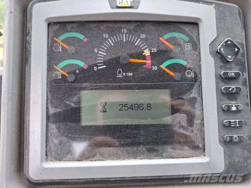 CAT 972k Фронтальні навантажувачі