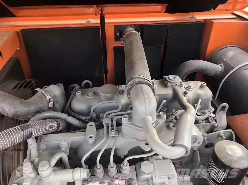 Hitachi ZX 70 Гусеничні екскаватори