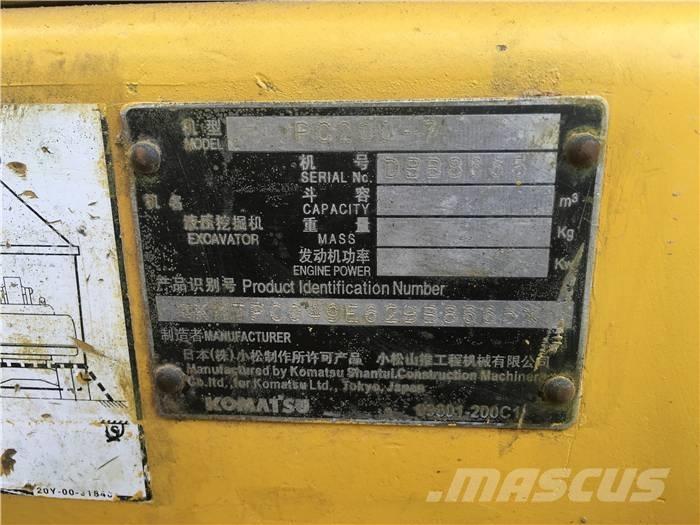 Komatsu PC 200-7 Гусеничні екскаватори