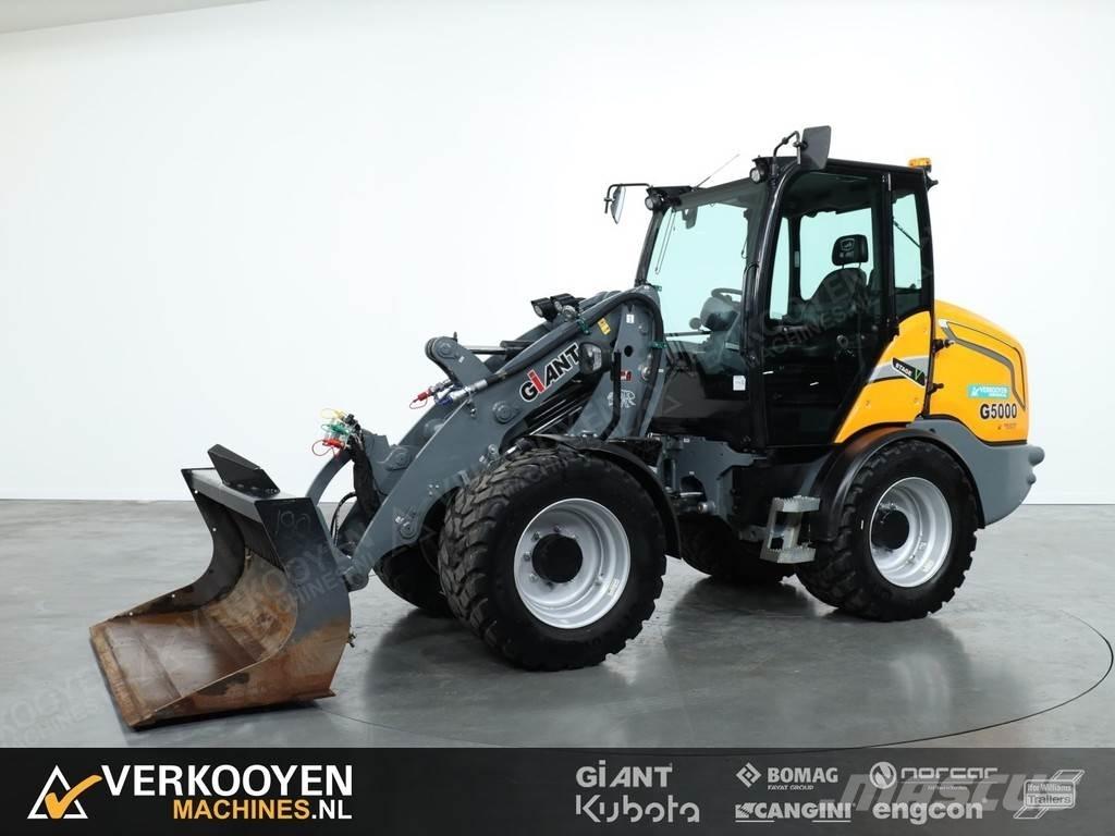 GiANT G5000 Фронтальні навантажувачі