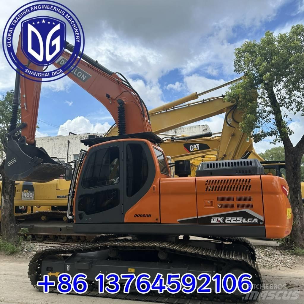 Doosan DX 225 LCA Гусеничні екскаватори