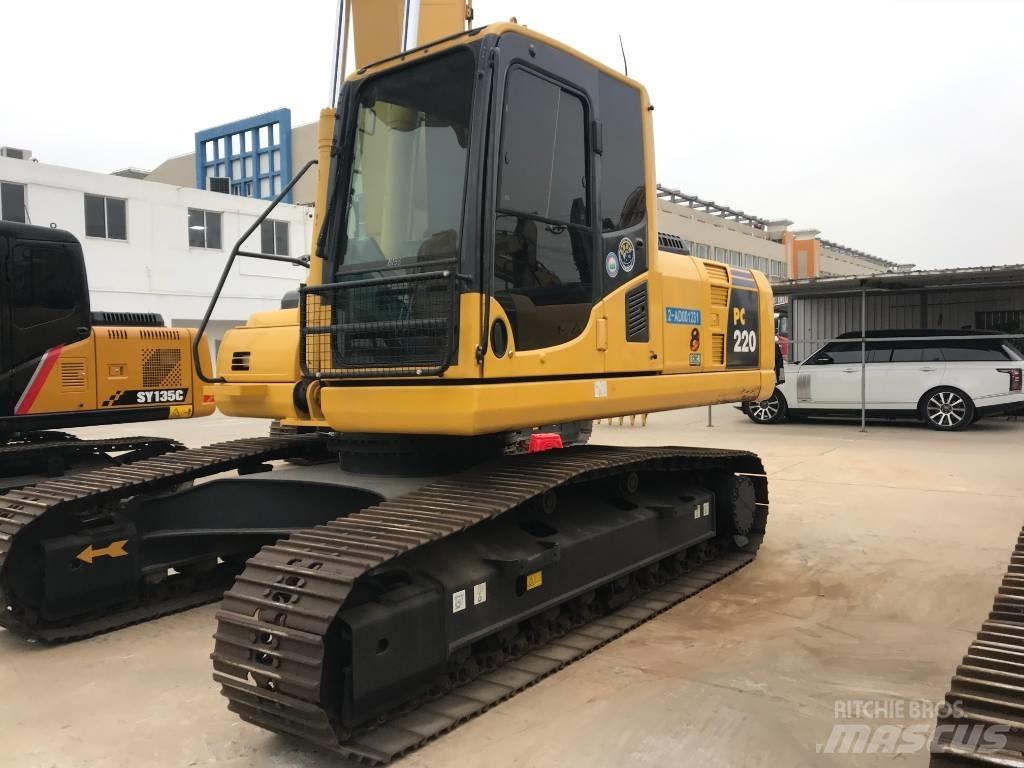 Komatsu PC 220-8 Гусеничні екскаватори