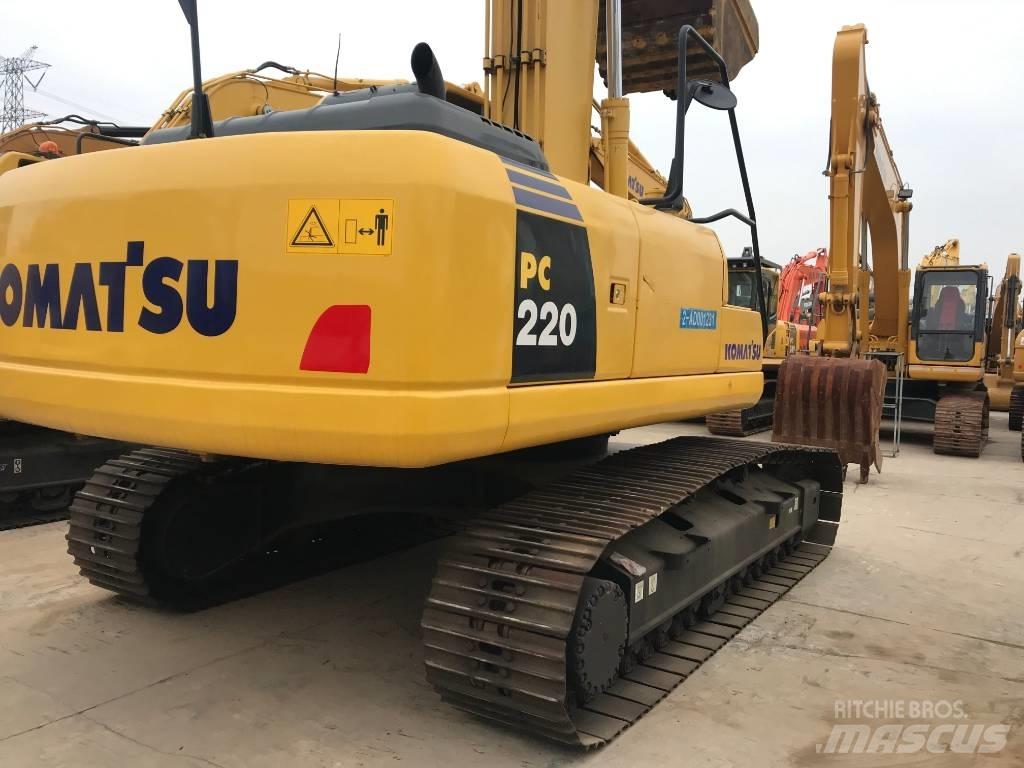 Komatsu PC 220-8 Гусеничні екскаватори
