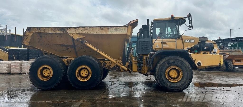 Bell B 40 D Зчленовані самоскиди