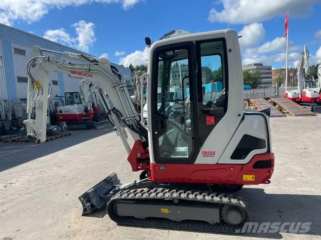 Takeuchi TB 225 Міні-екскаватори < 7т