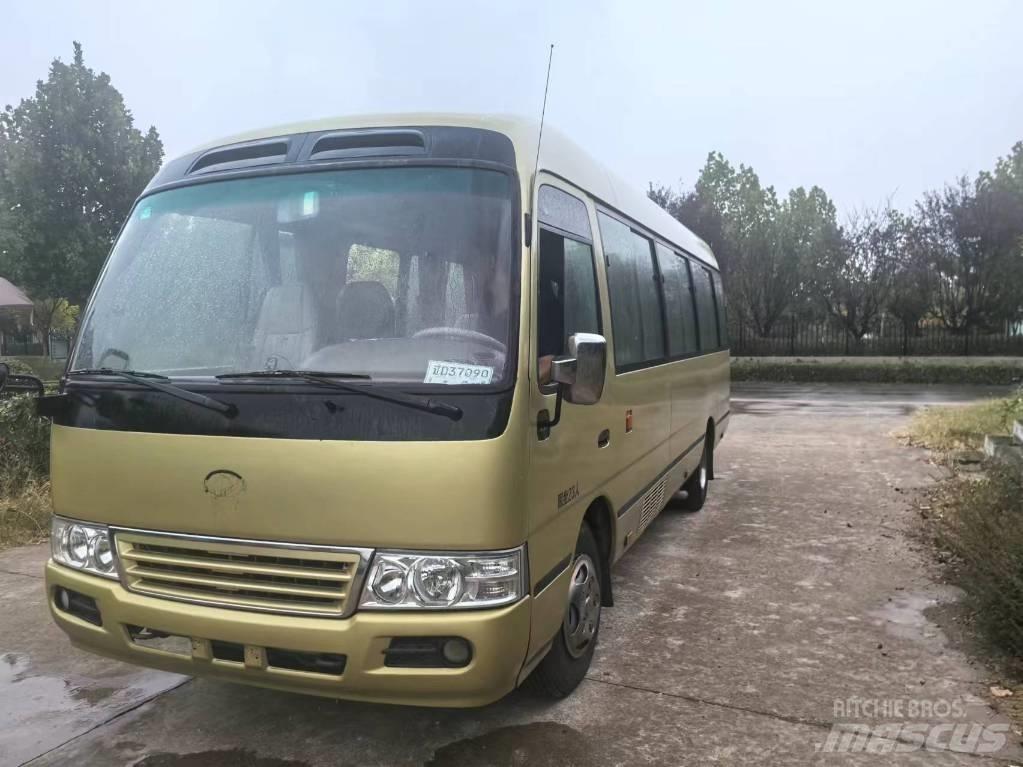 Toyota Coaster Міжміські автобуси