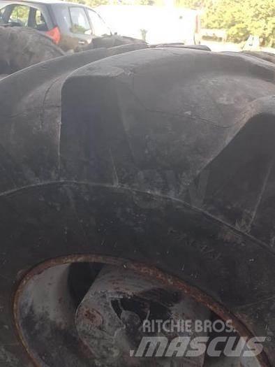 Michelin 18R19.5XF Шини