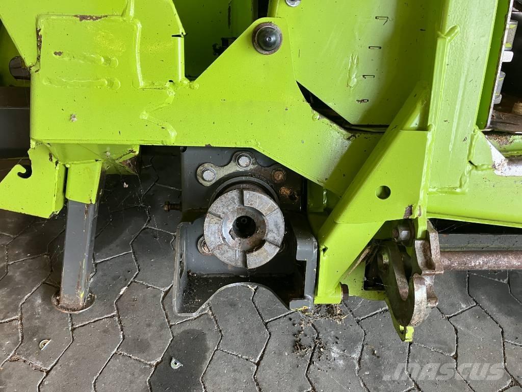 CLAAS Orbis 750 Кормозбиральні комбайни