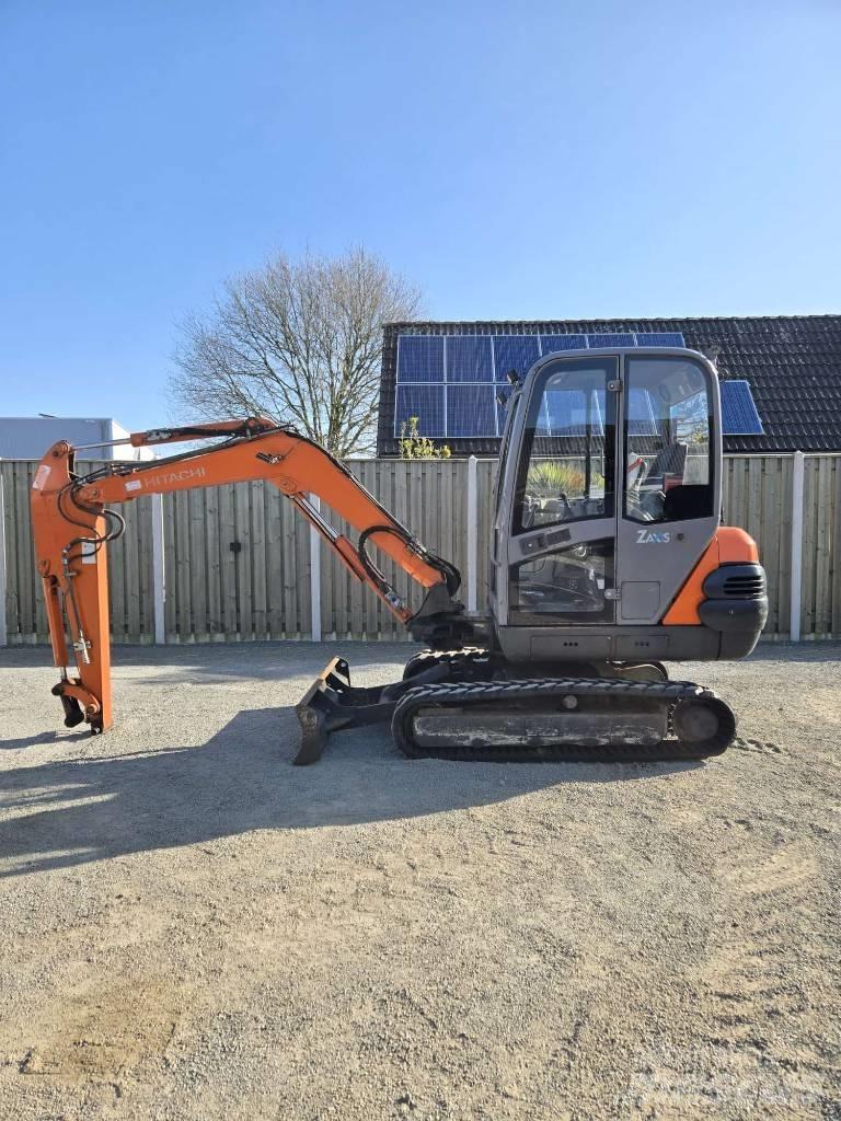 Hitachi ZX 30 Міні-екскаватори < 7т