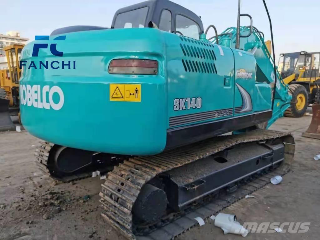 Kobelco SK 140 Гусеничні екскаватори