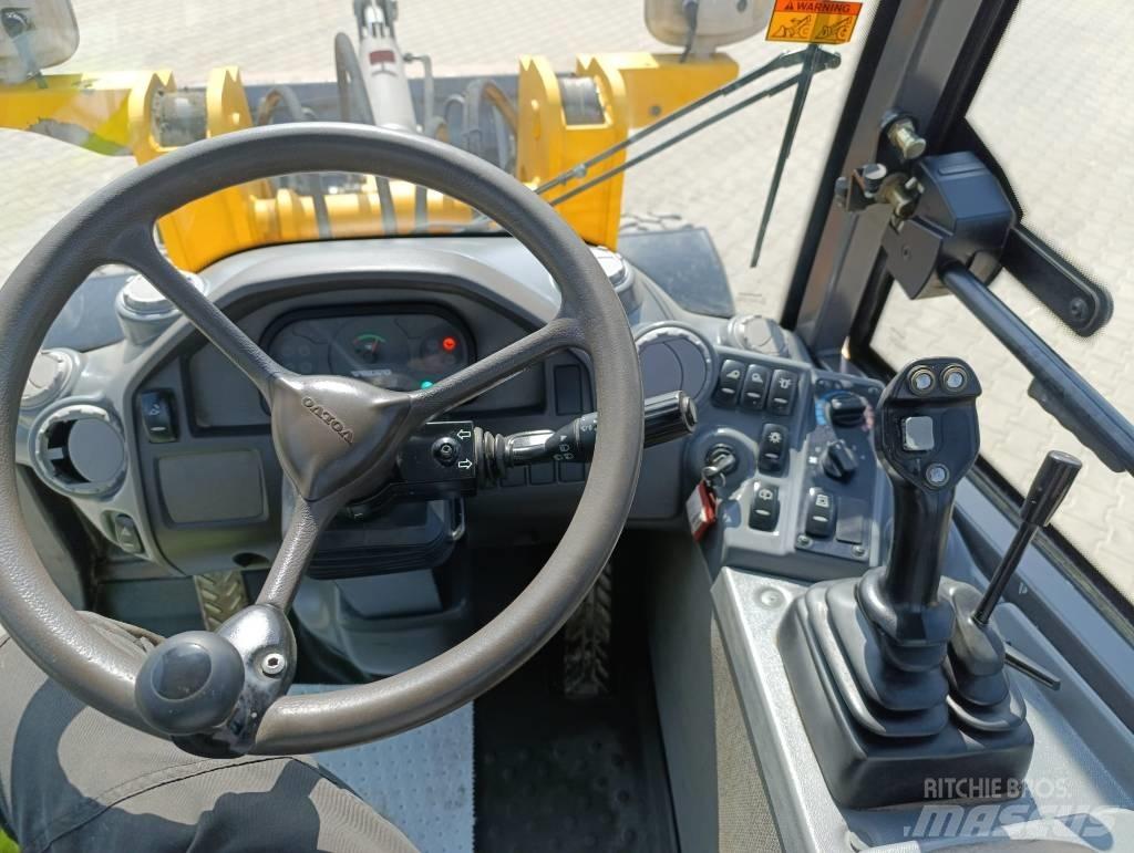 Volvo L 25 F Фронтальні навантажувачі