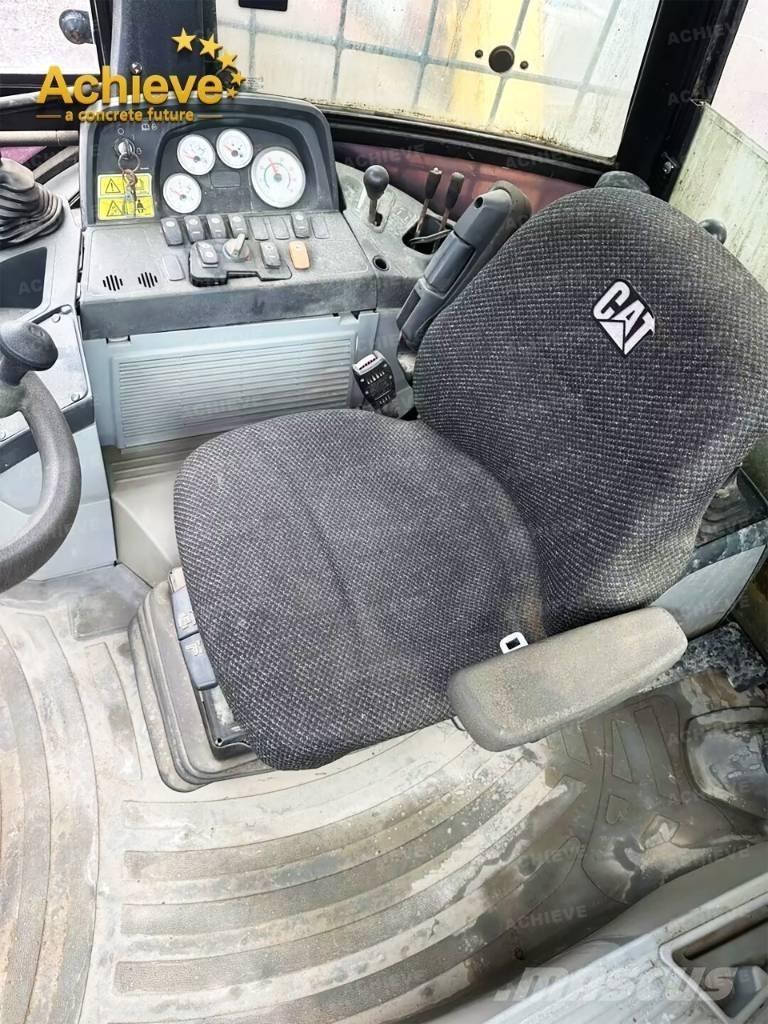 CAT 416 E Екскаватори-навантажувачі