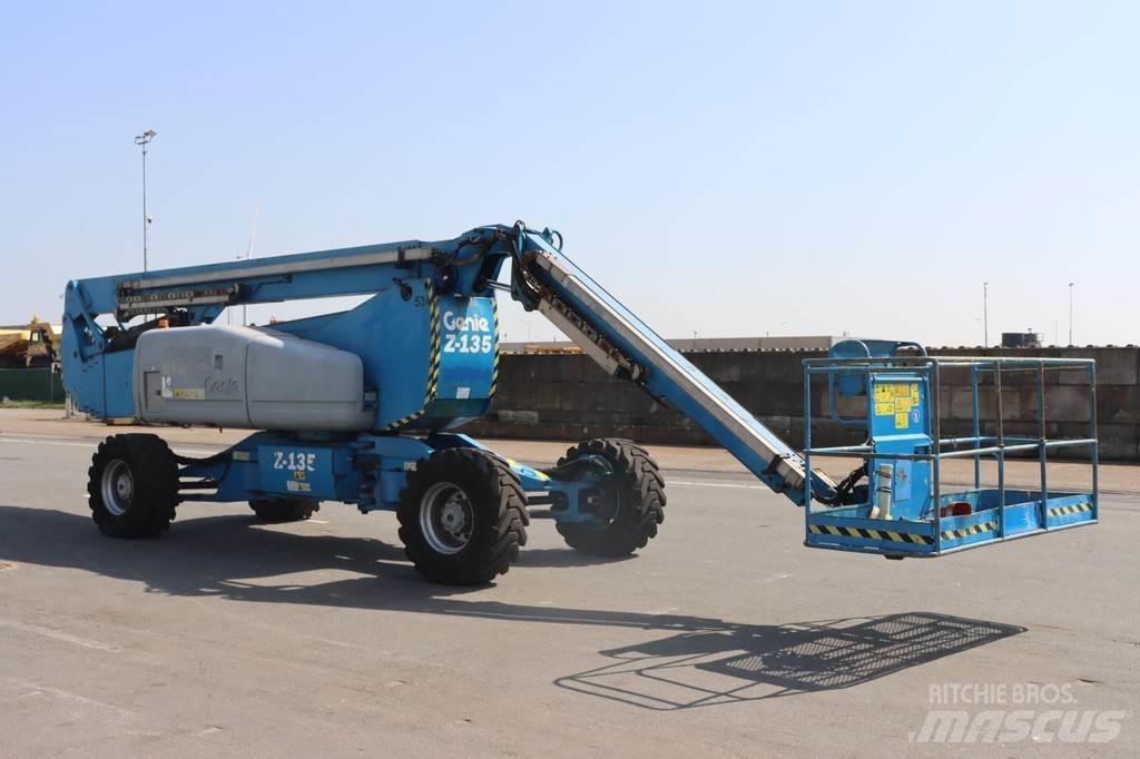 Genie Z135 Колінчаті підйомники