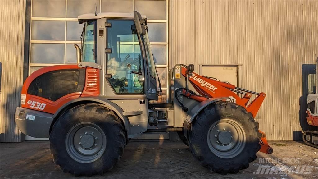 Atlas AR530 Фронтальні навантажувачі