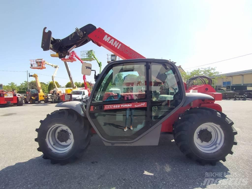 Manitou 628 Телескопічні навантажувачі
