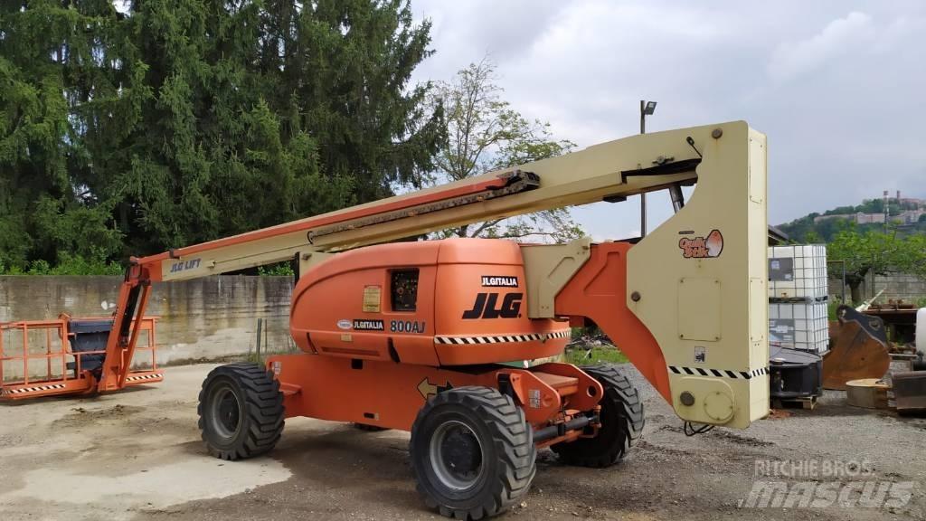 JLG 800 AJ Колінчаті підйомники