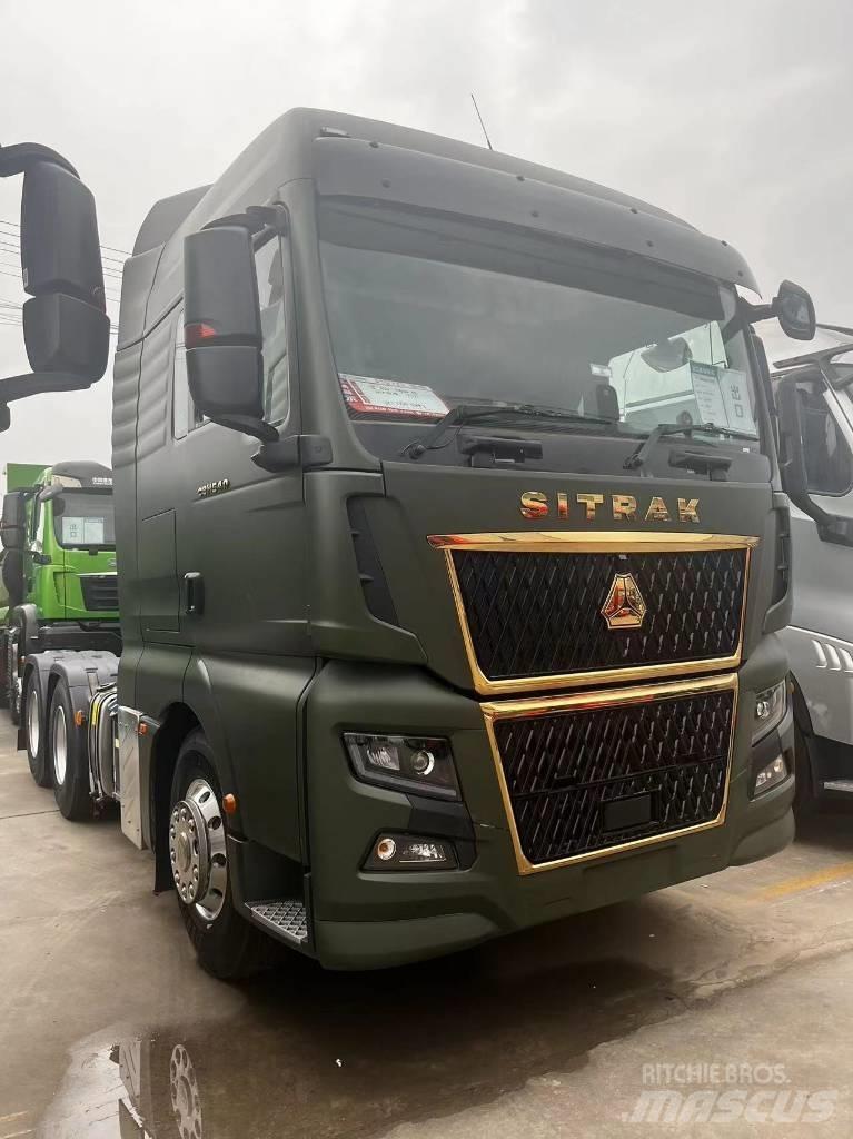 Sinotruk C9H Тягачі