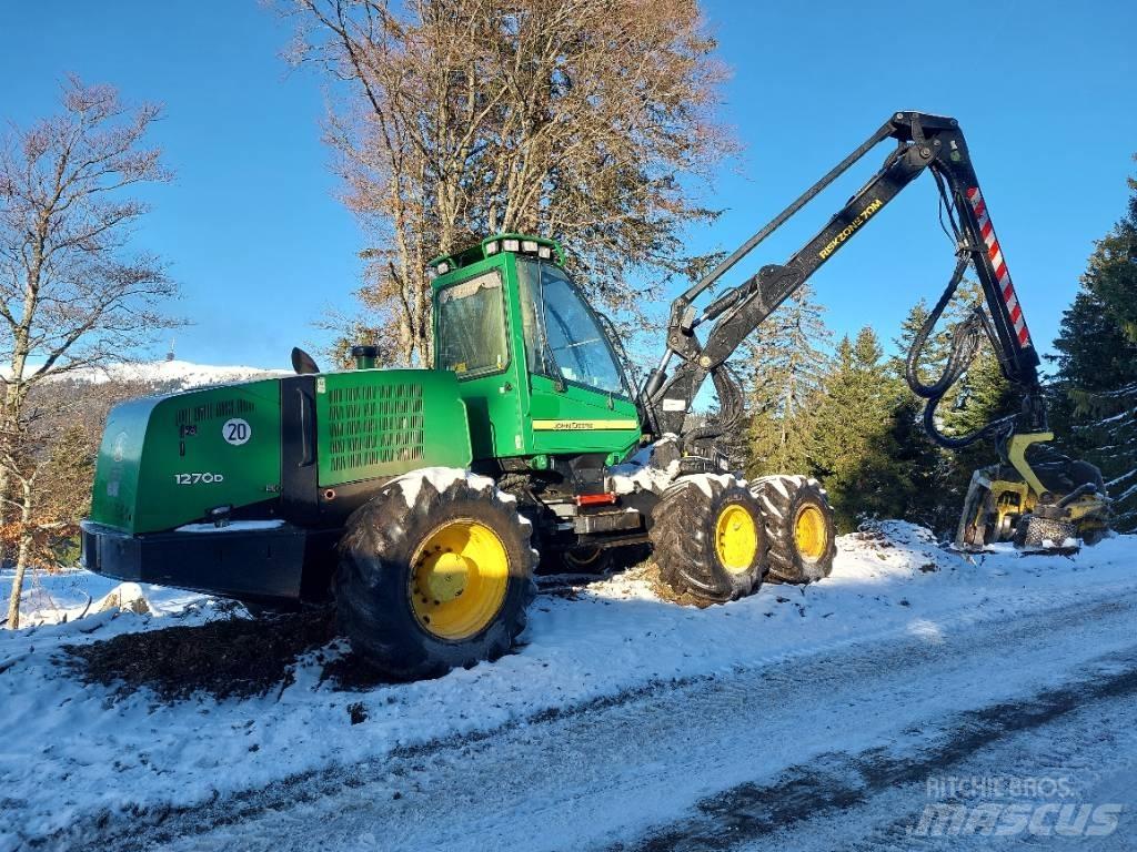 John Deere 1270 D Харвестери