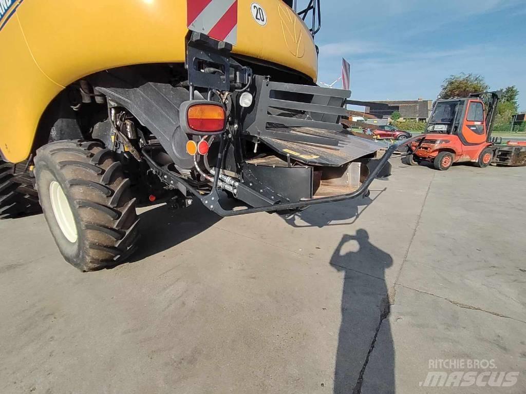 New Holland CR 9090 Зернозбиральні комбайни
