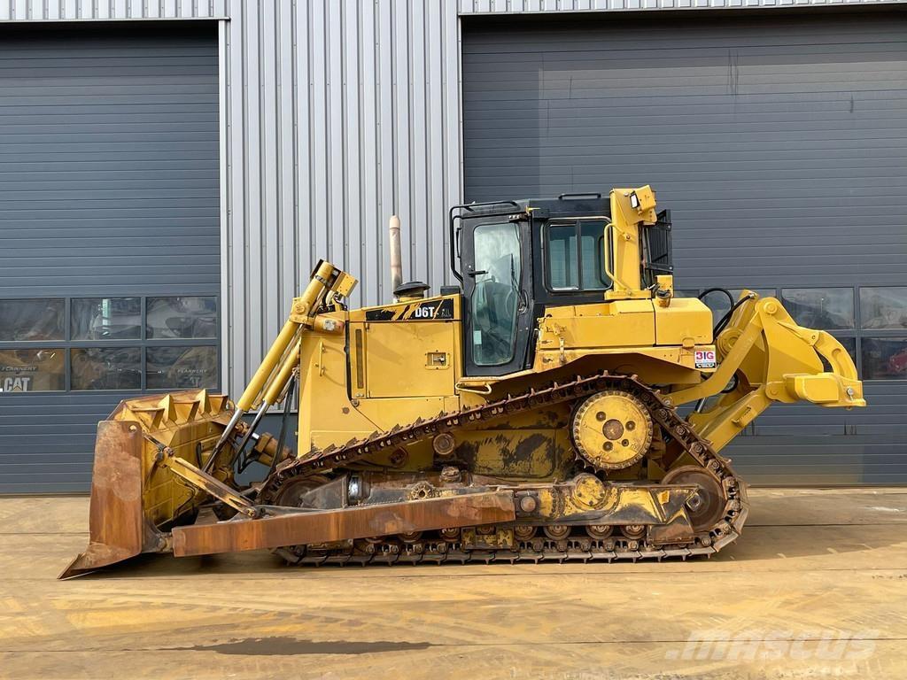 CAT D6T XL Гусеничні бульдозери