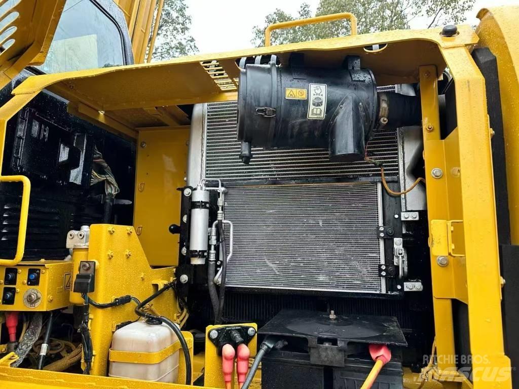CAT 315DGC Гусеничні екскаватори