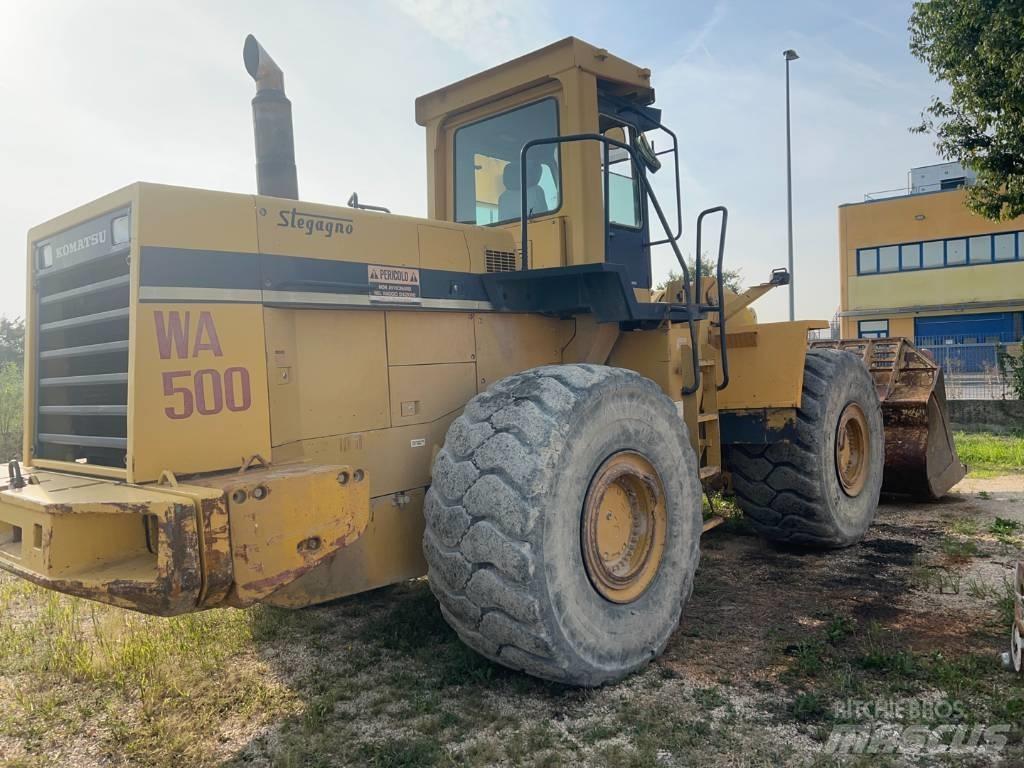 Komatsu WA 500-1 Фронтальні навантажувачі