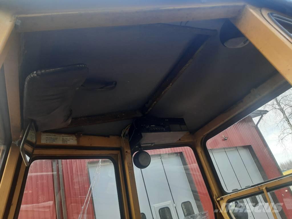 Valmet 702S 4 veto Трактори