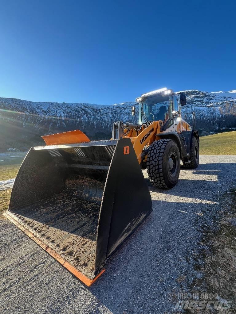 Liebherr L 538 Фронтальні навантажувачі