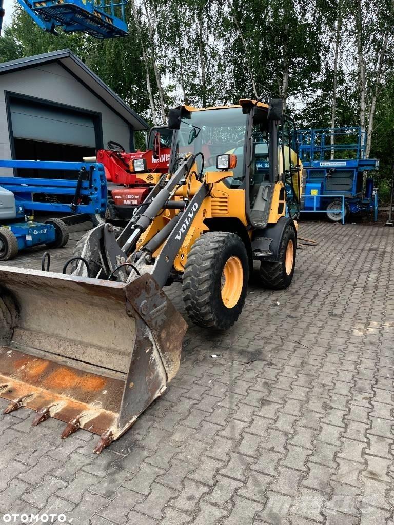 Volvo L 25 F Фронтальні навантажувачі