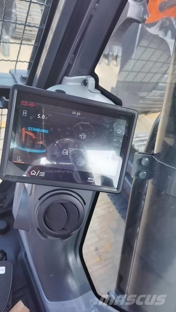 Develon DX 360LCA-7B Гусеничні екскаватори